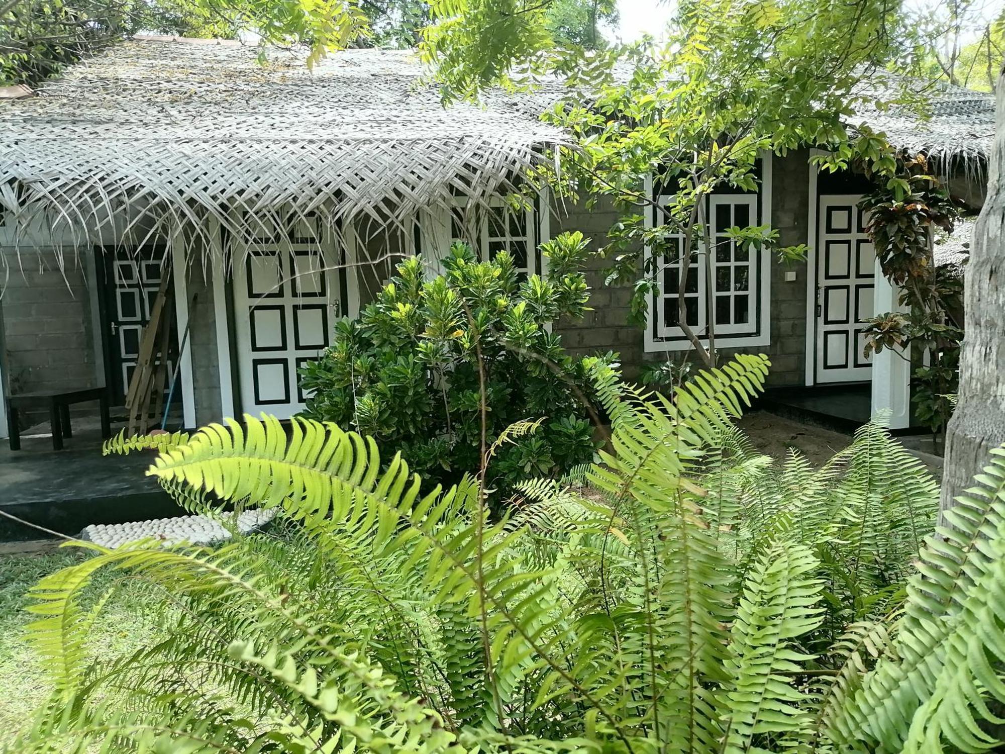 Werala Beach Resort Калпития Экстерьер фото