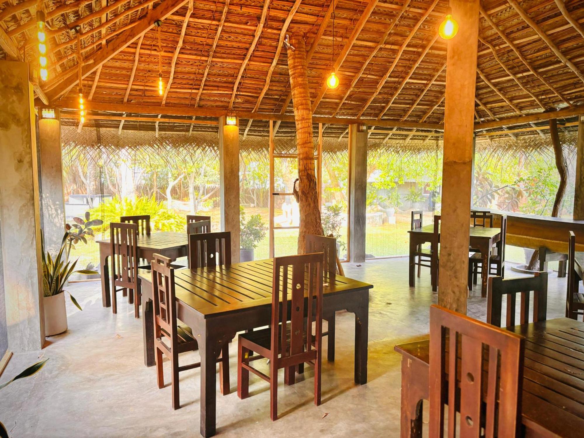 Werala Beach Resort Калпития Экстерьер фото