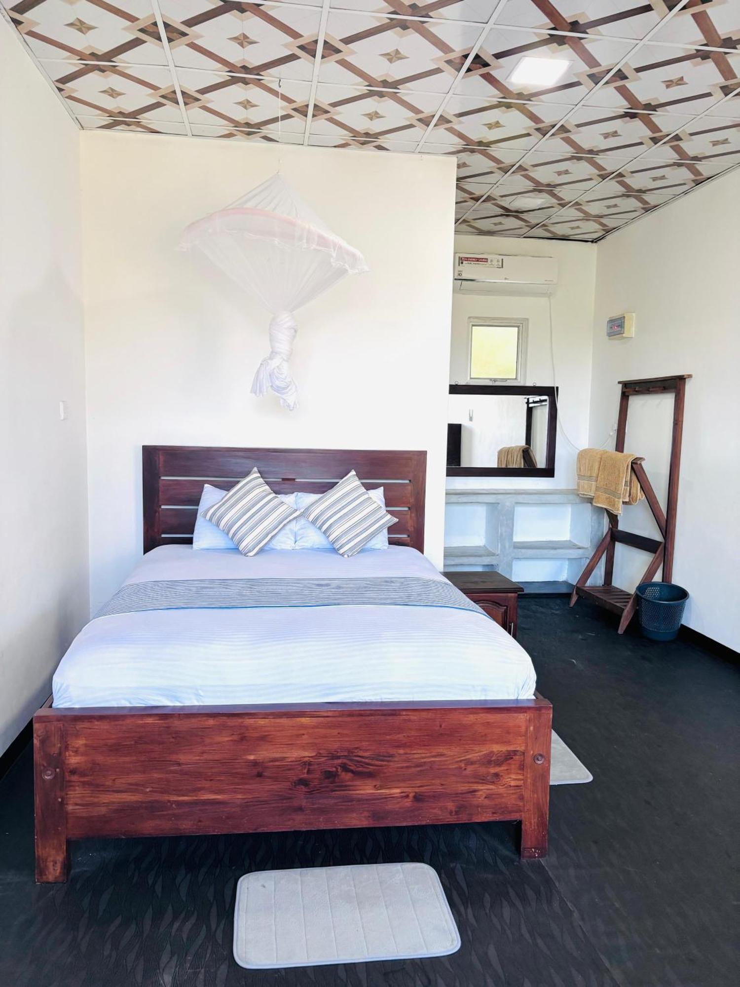 Werala Beach Resort Калпития Экстерьер фото