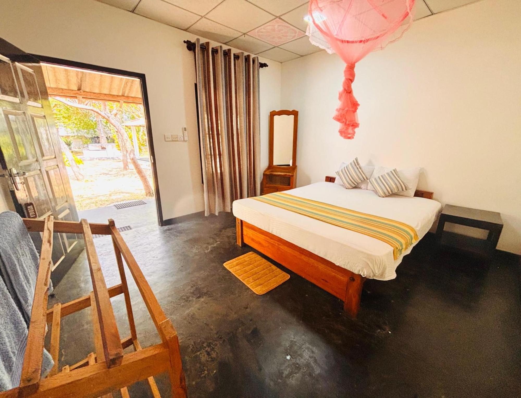 Werala Beach Resort Калпития Экстерьер фото